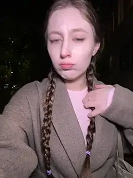 Freechat FroggyAnna on StripChat