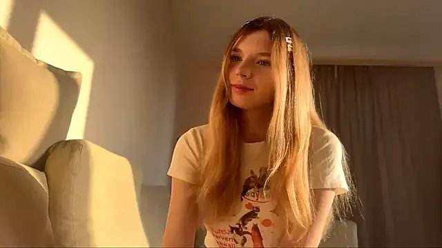 FruityXo on StripChat