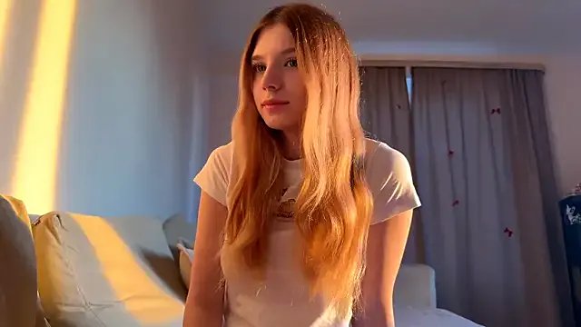 FruityXo on StripChat