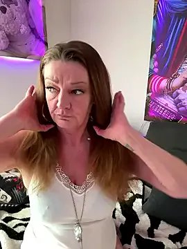 gabi-milf on StripChat