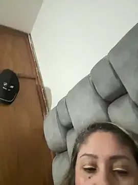 Freechat gabiTetas on StripChat