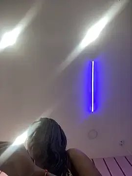 GabrielaLugo on StripChat