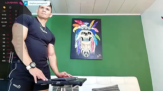 Freechat GendersonFit on StripChat