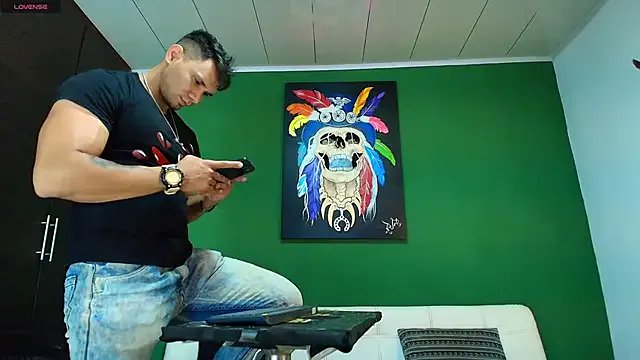 Freechat GendersonFit on StripChat