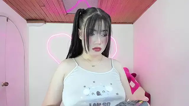 Group GENNESIS_LOVE on StripChat