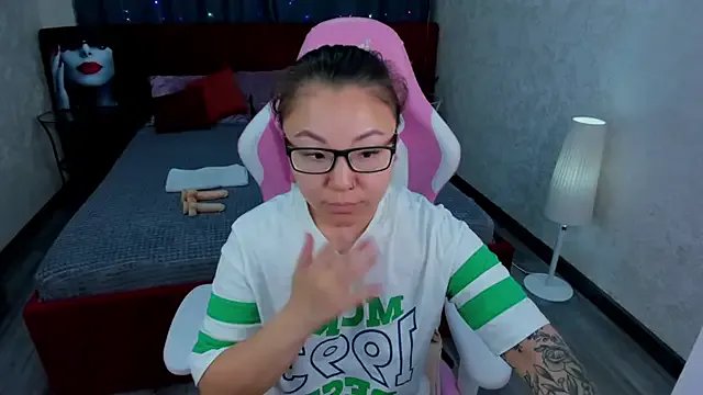 gentle_muse on StripChat