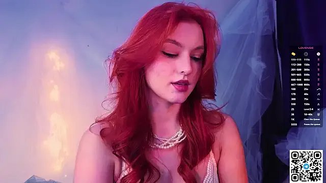 GildedKitten on StripChat