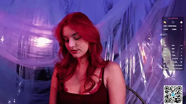 GildedKitten on StripChat