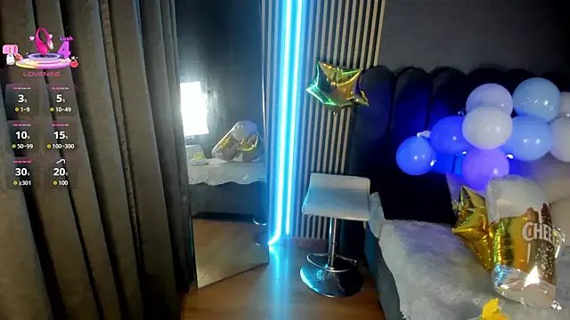 Freechat Gina_77 on StripChat