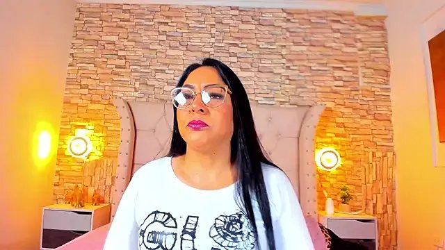 Freechat Gina_Myers on StripChat