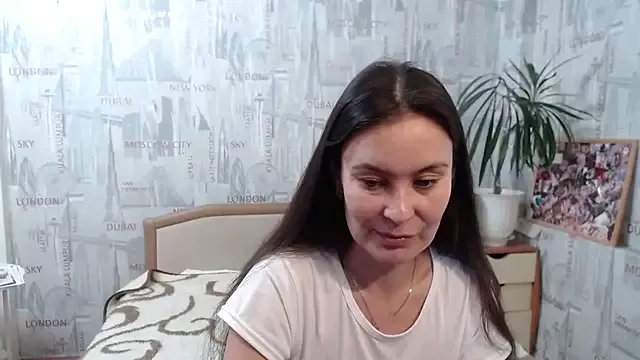 GinaQSoul on StripChat