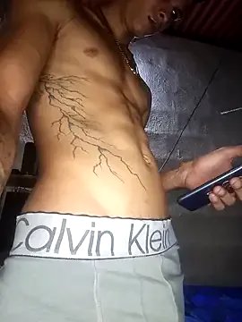 Freechat God_Eros_23cm on StripChat