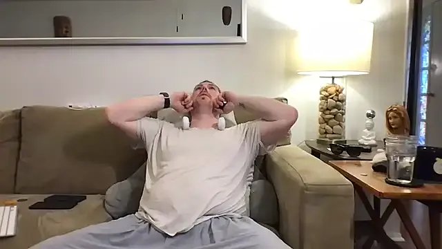 God_Of_ThundeRR on StripChat