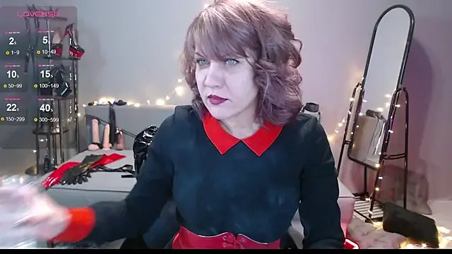 Goddess_Orsa — stand and show the body