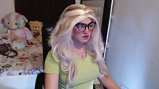 Goddess_Sarah on StripChat