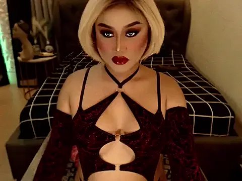 GODDESSxBELLA on StripChat