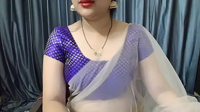 goldiwets on StripChat