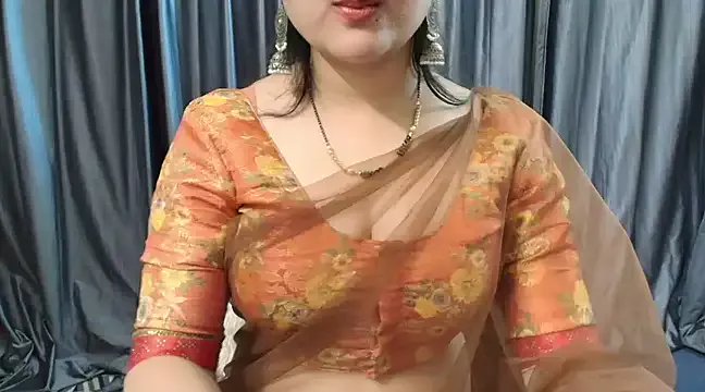 goldiwets on StripChat