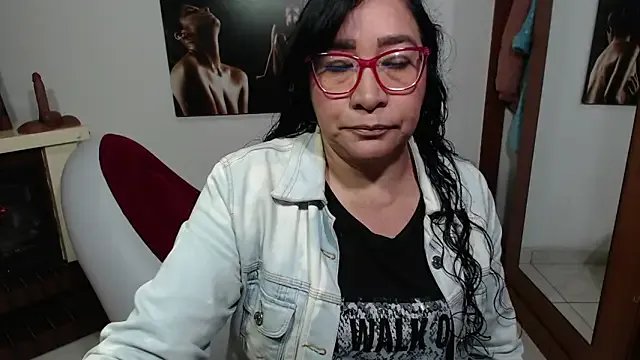 Grace_mature_milf on StripChat