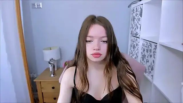 GraceLips on StripChat