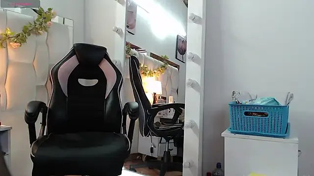 GretaVoss_ — rub my pussy with dildo