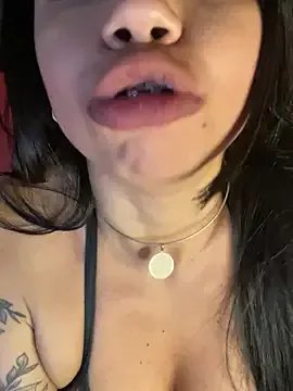 GrlAlice on StripChat