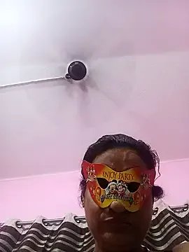 Gullapi on StripChat