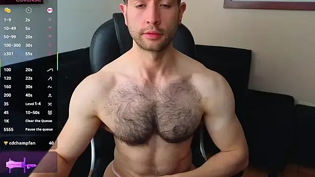 Freechat hairyncuteass on StripChat