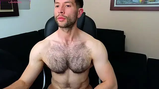 Freechat hairyncuteass on StripChat