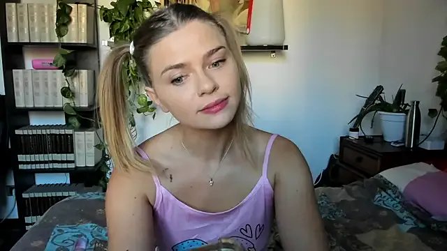 HaleyReedme on StripChat