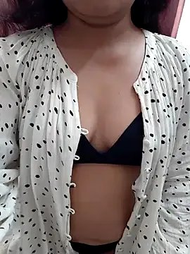 Half_girlfrnd_530 on StripChat