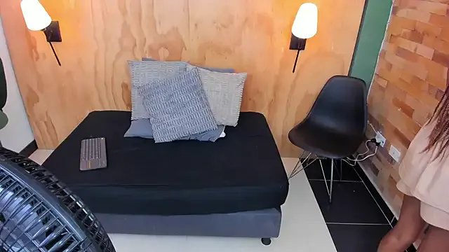 halleylorens on StripChat