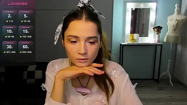 Hana_Flo_ on StripChat