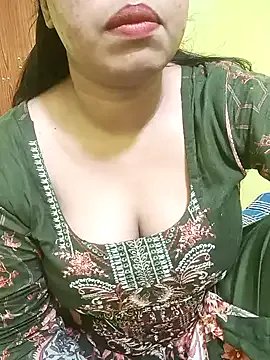 Haniya-143 on StripChat