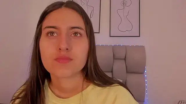 Hanna_Evans__ on StripChat