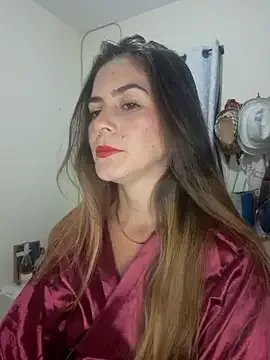 Freechat Hanny_24 on StripChat