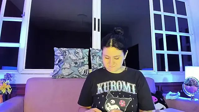 harimoon1 on StripChat