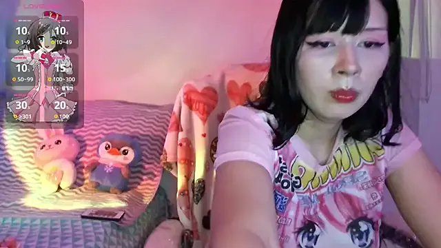 Haru_Queenn on StripChat