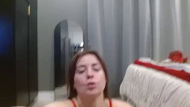 HazelSkyesChat — Freechat on StripChat