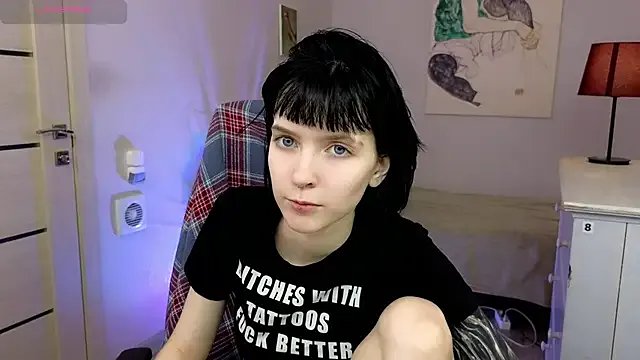 Freechat HazelTompson on StripChat