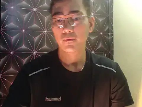 Heaven_steven on StripChat