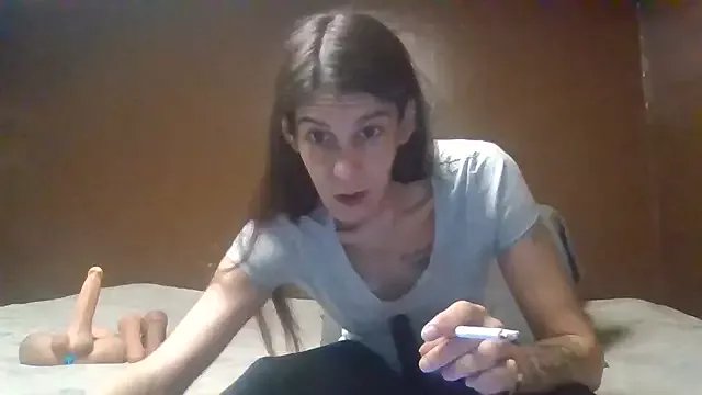 Heavenskyyee on StripChat