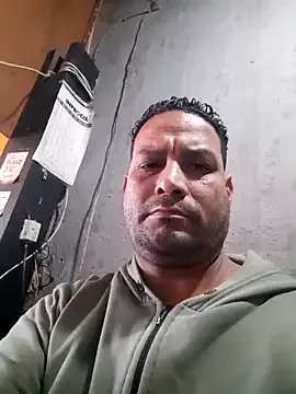 Freechat hecwil8 on StripChat