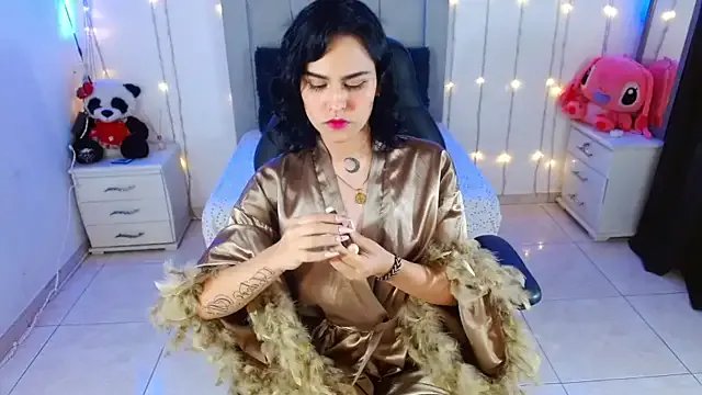 heidy_bloom on StripChat