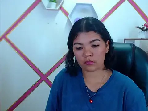 Heidy_Colins on StripChat