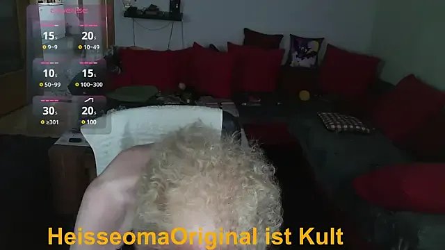 HeisseomaOriginal on StripChat