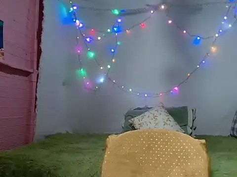 HelenaM on StripChat