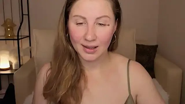 Freechat Helens_love on StripChat