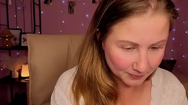 Freechat Helens_love on StripChat