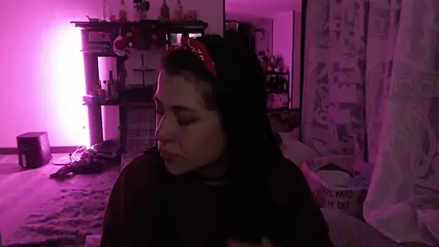 Hellen_dumont on StripChat